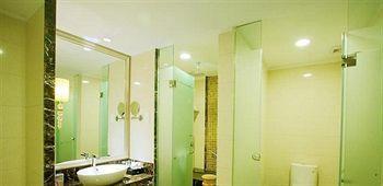 Jinan Zhuo Rui Hotel Hongjialou Exteriör bild