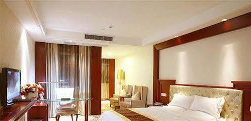 Jinan Zhuo Rui Hotel Hongjialou Exteriör bild